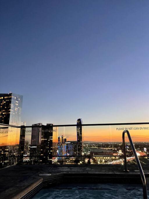 Luxury Highrise Condo Downtown La Λος Άντζελες Εξωτερικό φωτογραφία